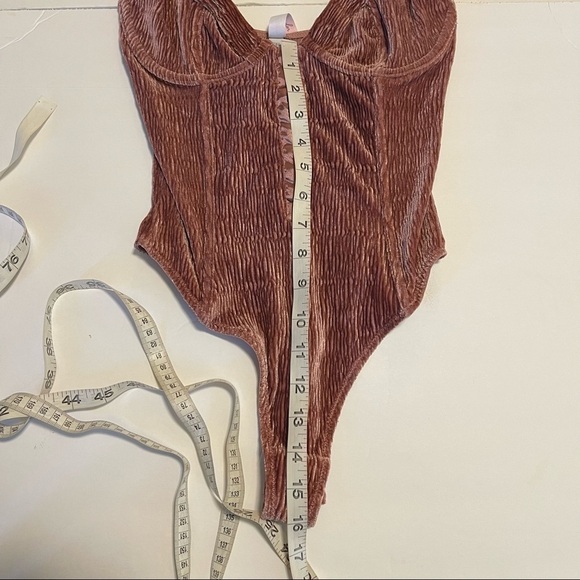 Bodysuit Urban Outfitters Velvet Plisse Bodycon Small Pink Underwire Boning - Picture 15 of 16